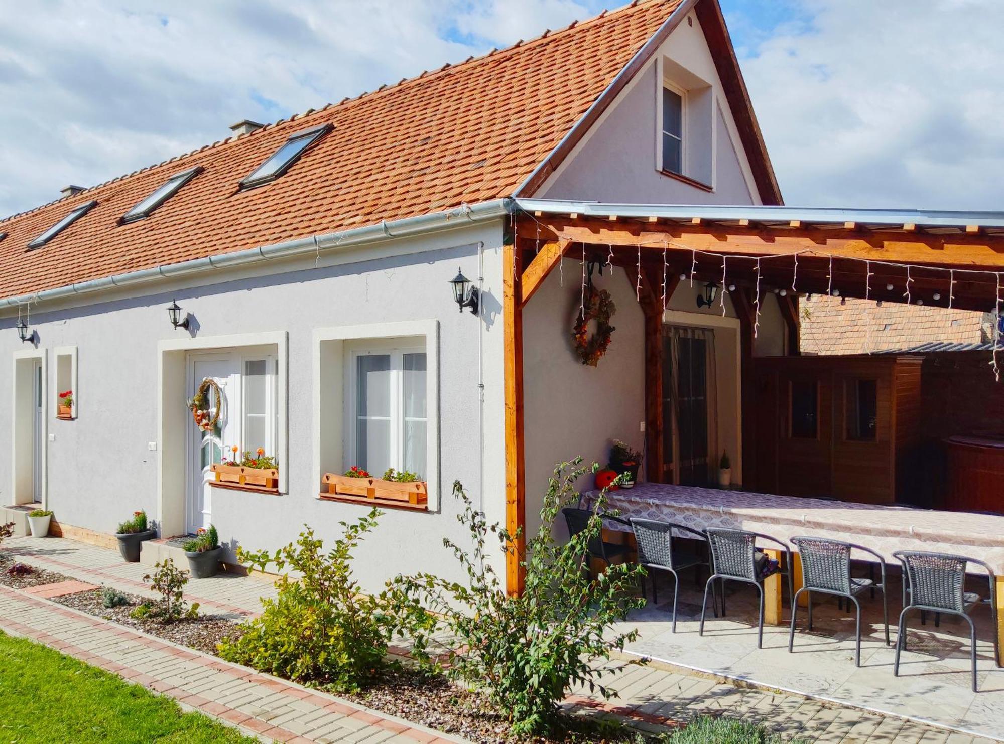 Borostyankut Wellness Home Bakonybel Ngoại thất bức ảnh